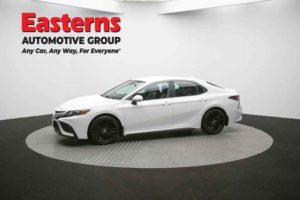 Used 2022 White Toyota SE image 56