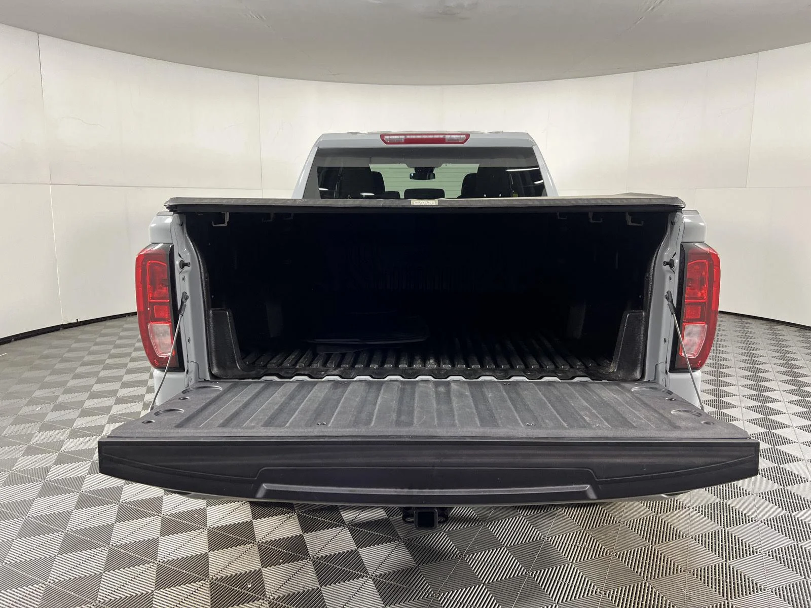 Used 2024 Thunderstorm Gray GMC Elevation image 22