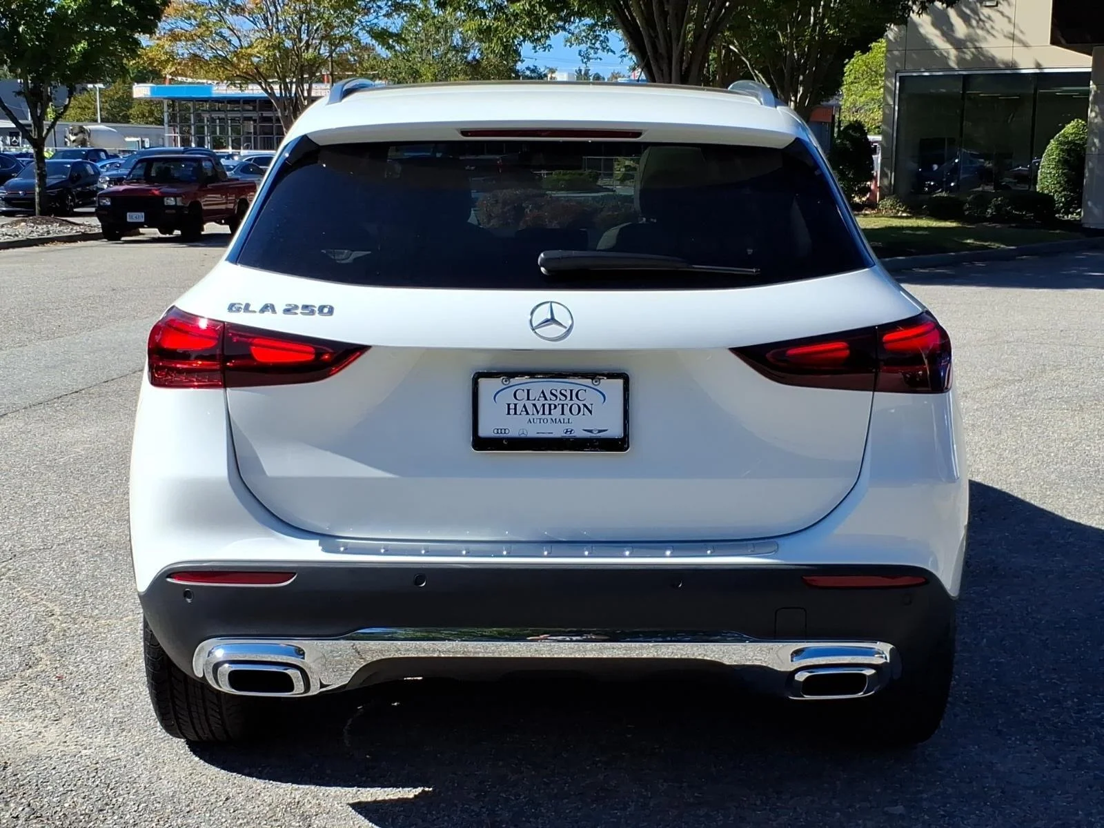 Certified Used 2026 Polar White Mercedes-Benz GLA 250 image 9