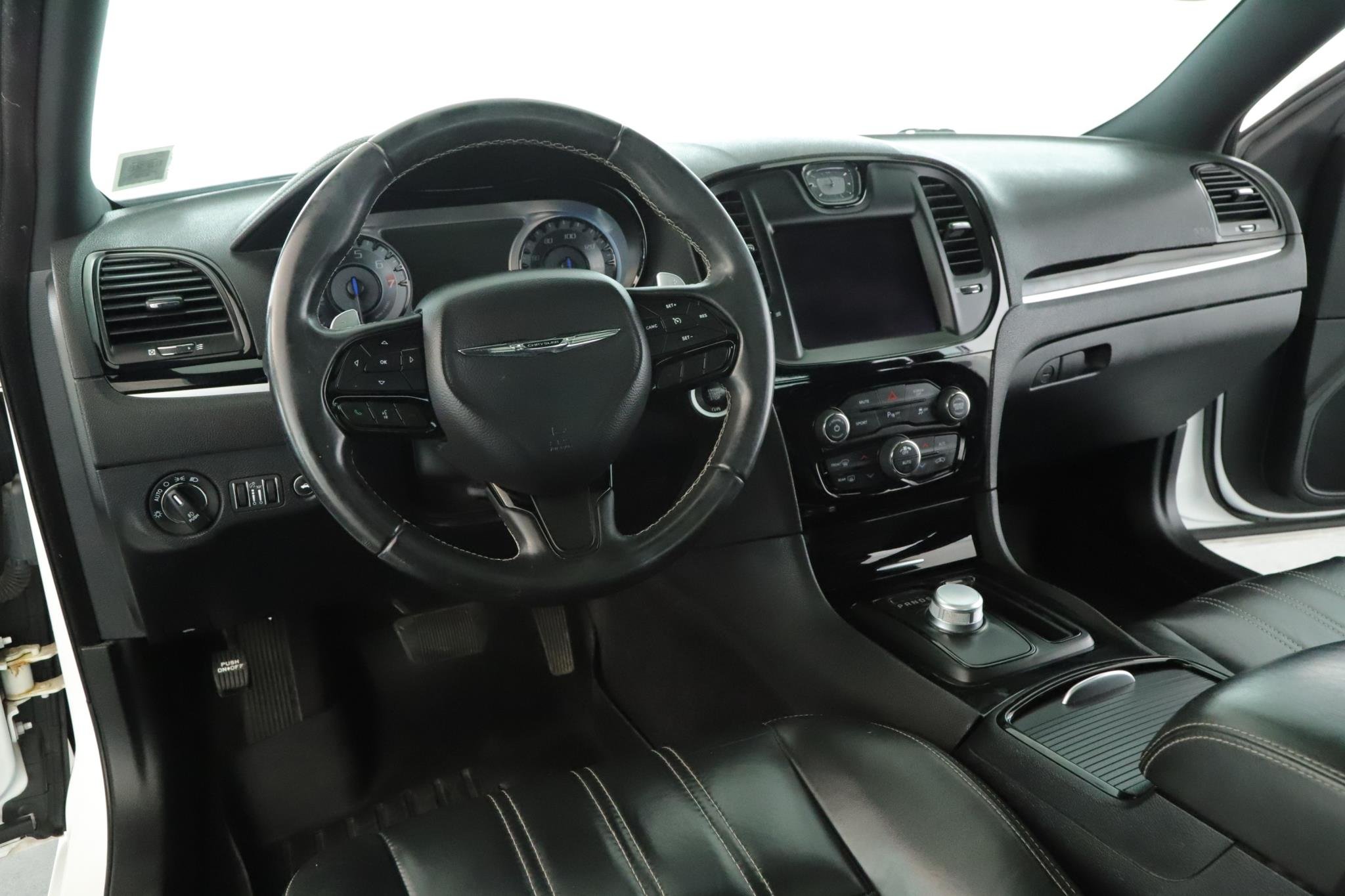 Used 2017 Chrysler 300 S with VIN 2C3CCAGGXHH622274 for sale in Amityville, NY