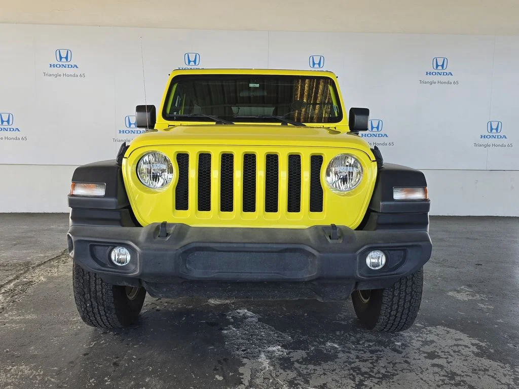 Used 2023 Yellow Jeep Sport S image 21