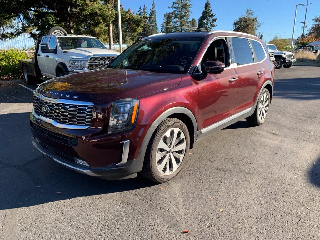 Used 2020 Purple Kia SX image 1
