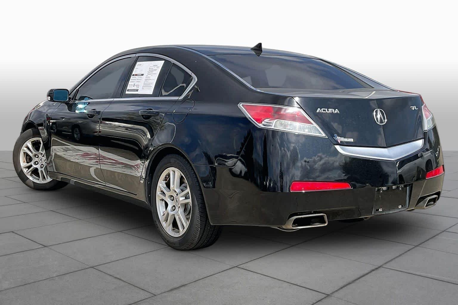 Used 2010 Crystal Black Pearl Acura  image 10