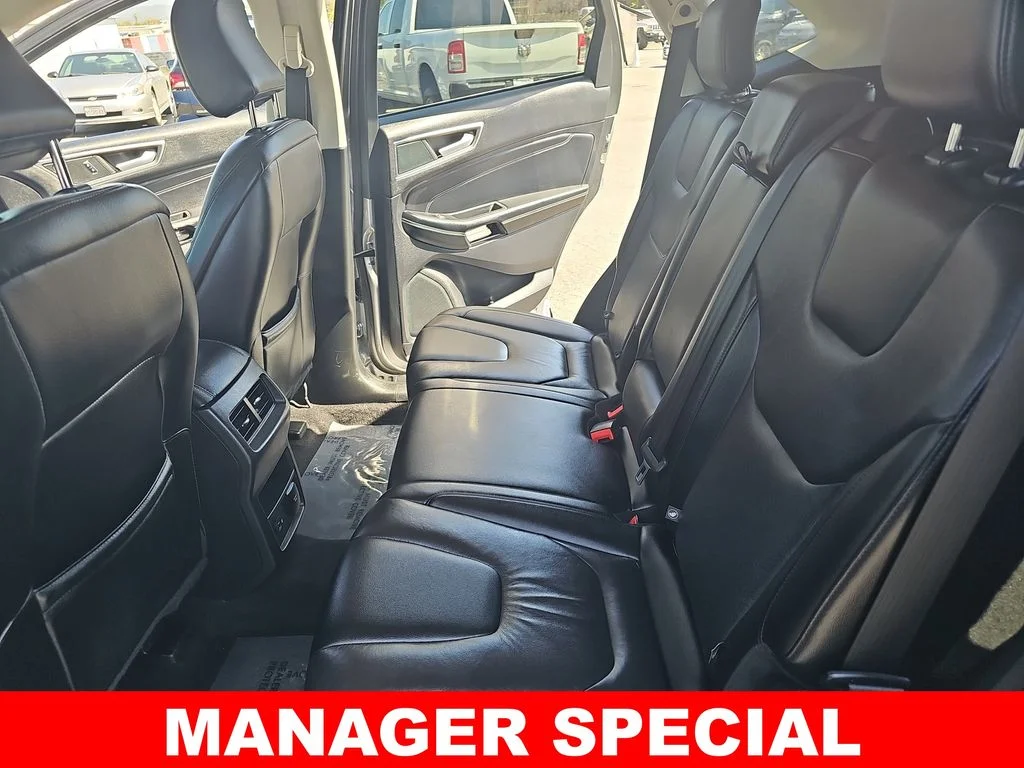 Used 2022 Silver Ford Titanium image 14