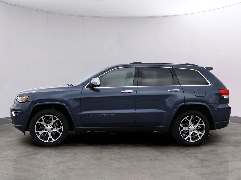 Used 2020 Blue Jeep Overland image 4