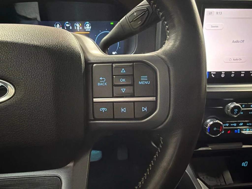 Used 2024 White Ford Lariat image 18