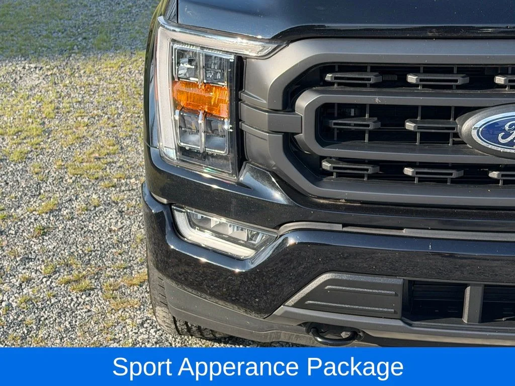Used 2023 Black Ford XLT image 12