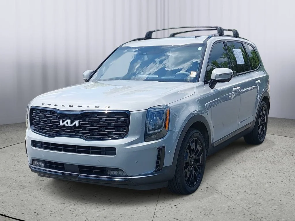 Used 2022 Gray Kia SX image 7
