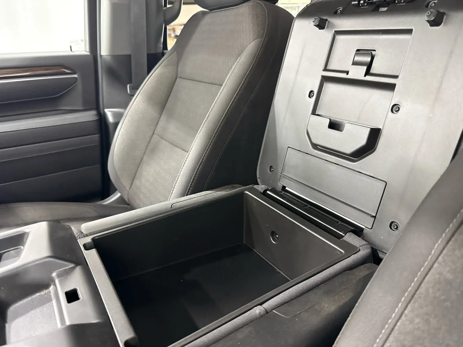 Used 2026 Summit White Chevrolet LT image 19