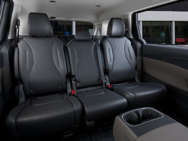 New 2027 Deep Chroma Blue Kia LXS image 16
