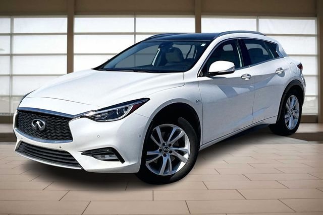 2018 INFINITI QX30 Premium