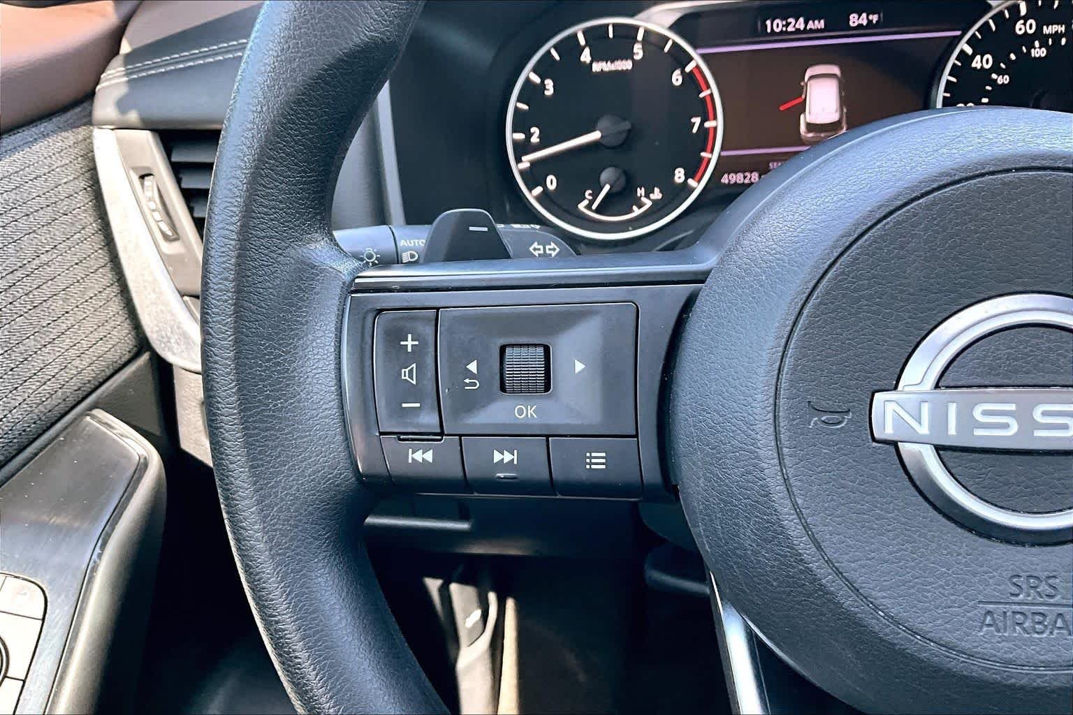 Used 2023 Glacier White Nissan S image 20