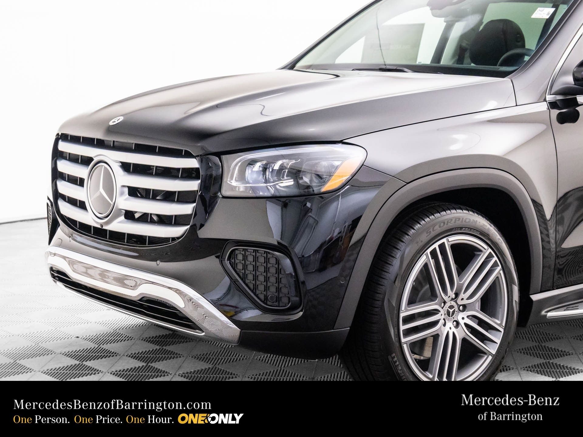 New 2026 Black Mercedes-Benz GLS 450 image 34
