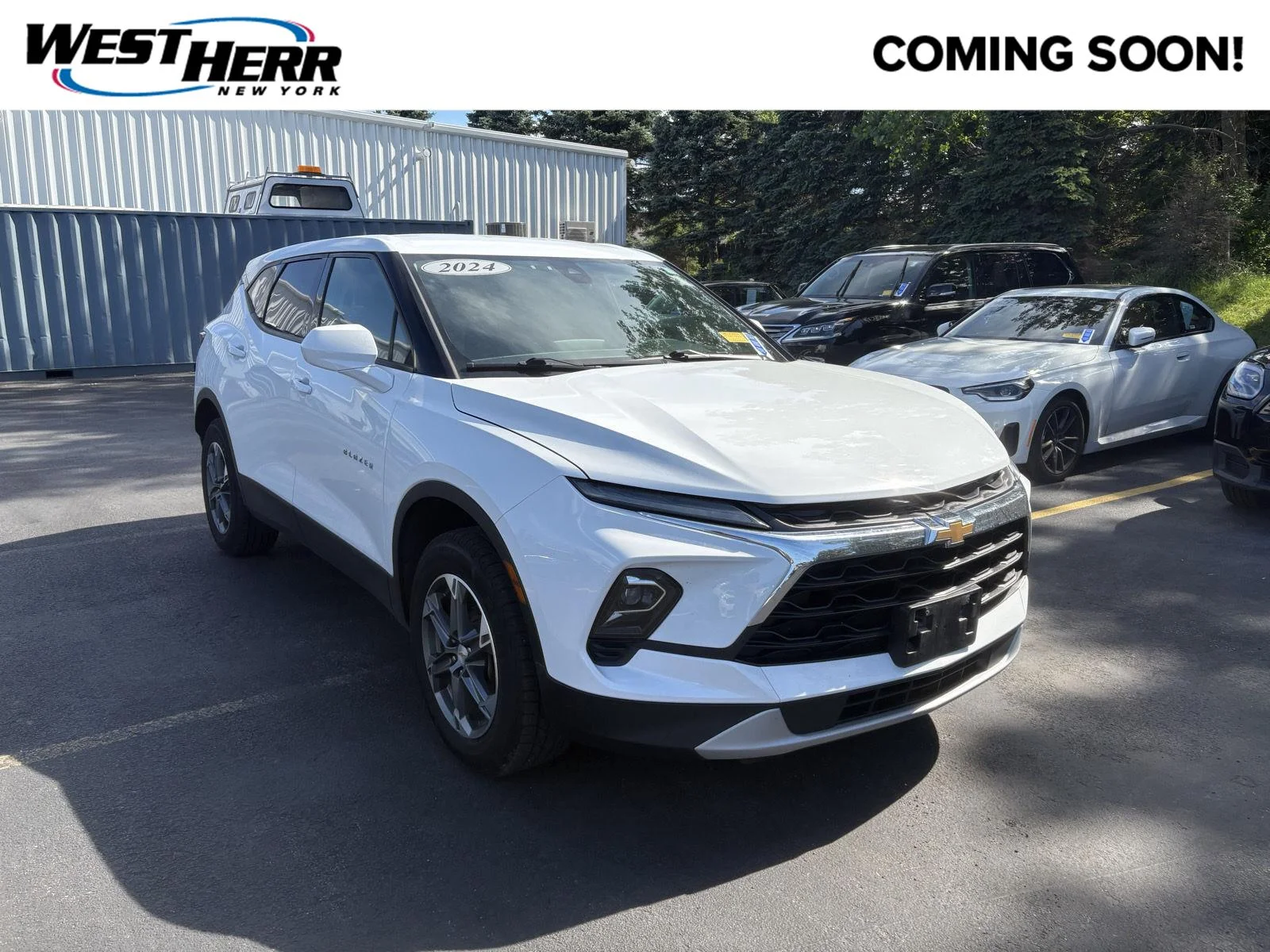 Used 2024 Summit White Chevrolet LT image 1