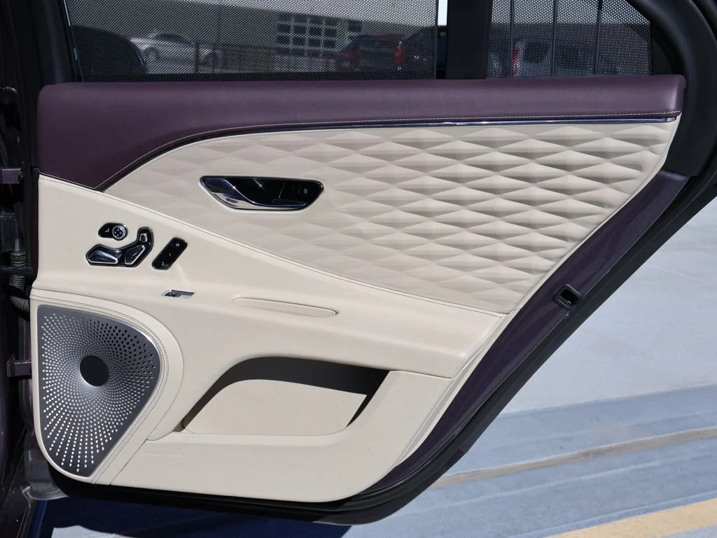 Used 2023 Gray Violet by Mulliner Bentley Azure image 19