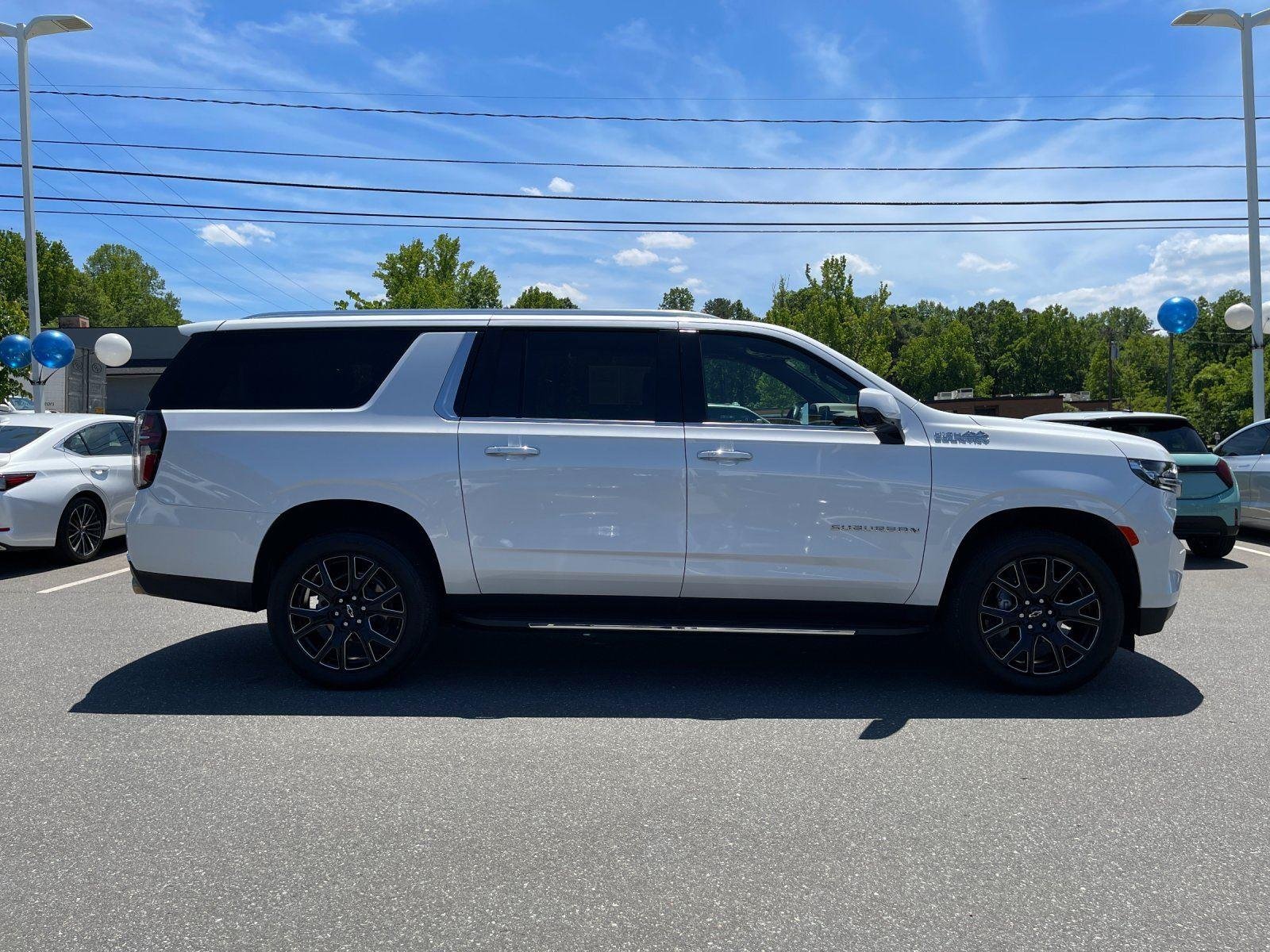 Used 2024 Iridescent Pearl Tricoat Chevrolet High Country image 6