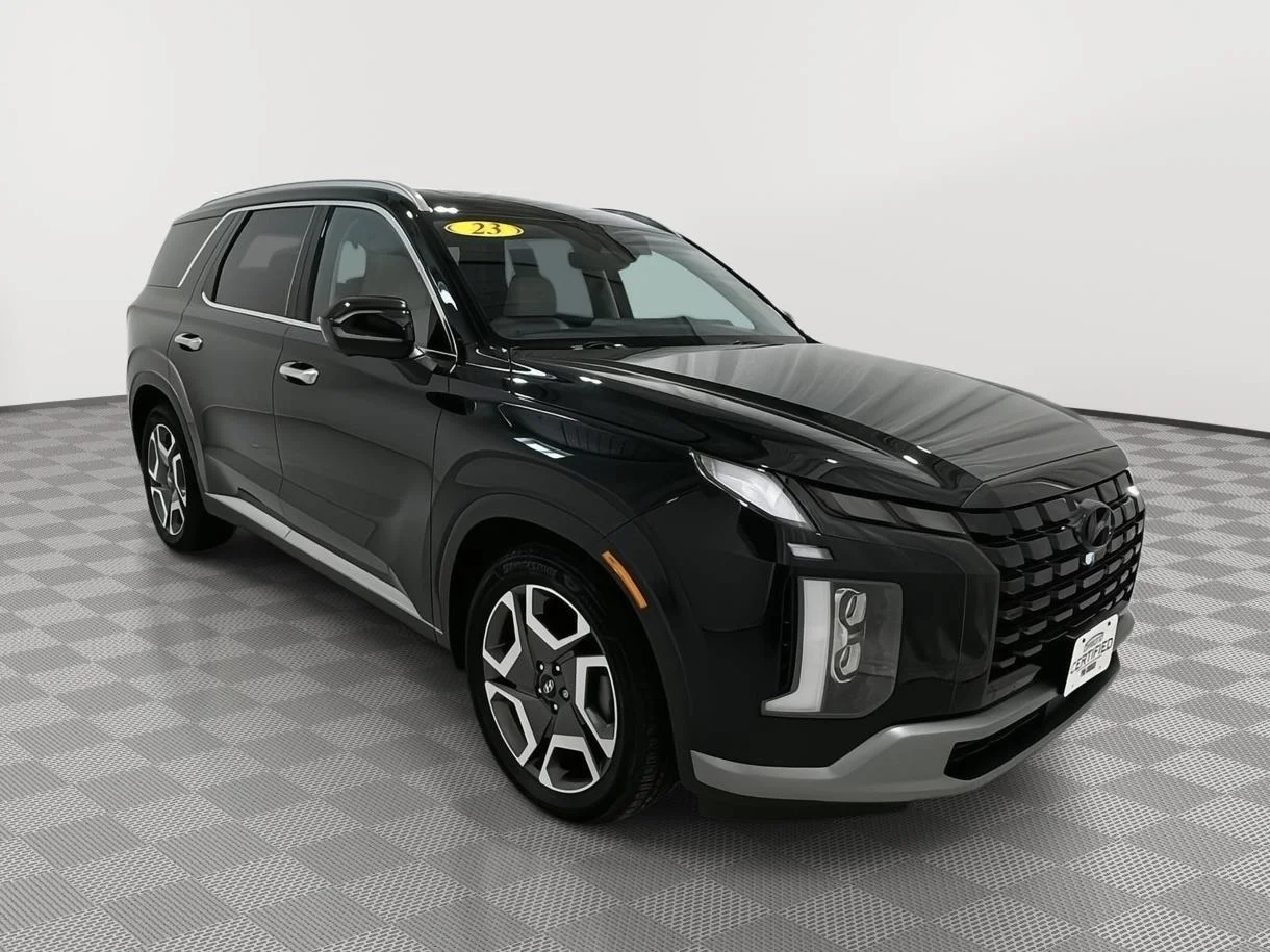 Used 2023  Hyundai Limited image 7