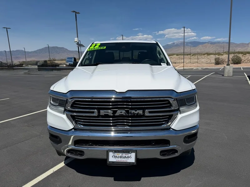 Used 2022 Bright White Clea Ram Laramie image 8