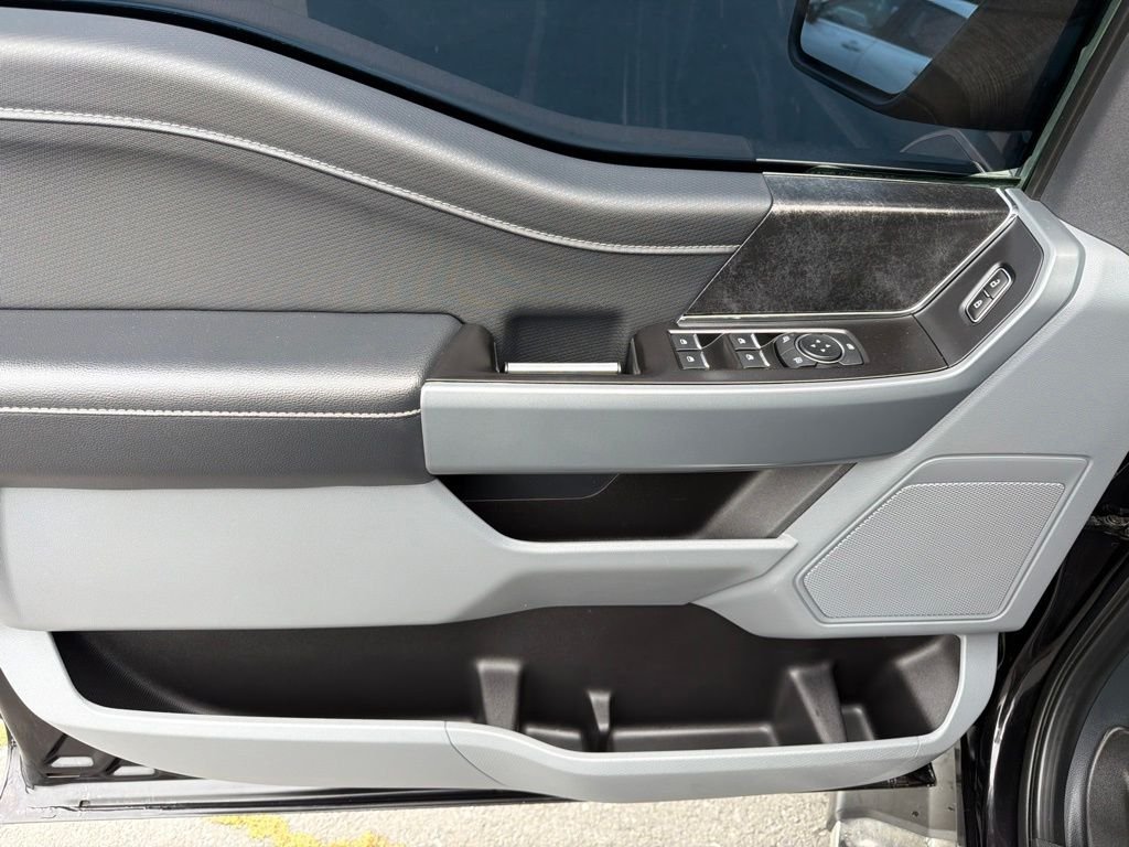 Used 2023 Black Ford  image 15