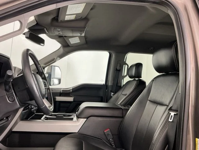 Used 2020 Gray Ford Lariat image 15