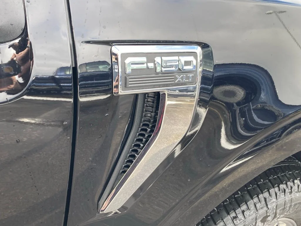 Used 2025 Black Ford XLT image 15