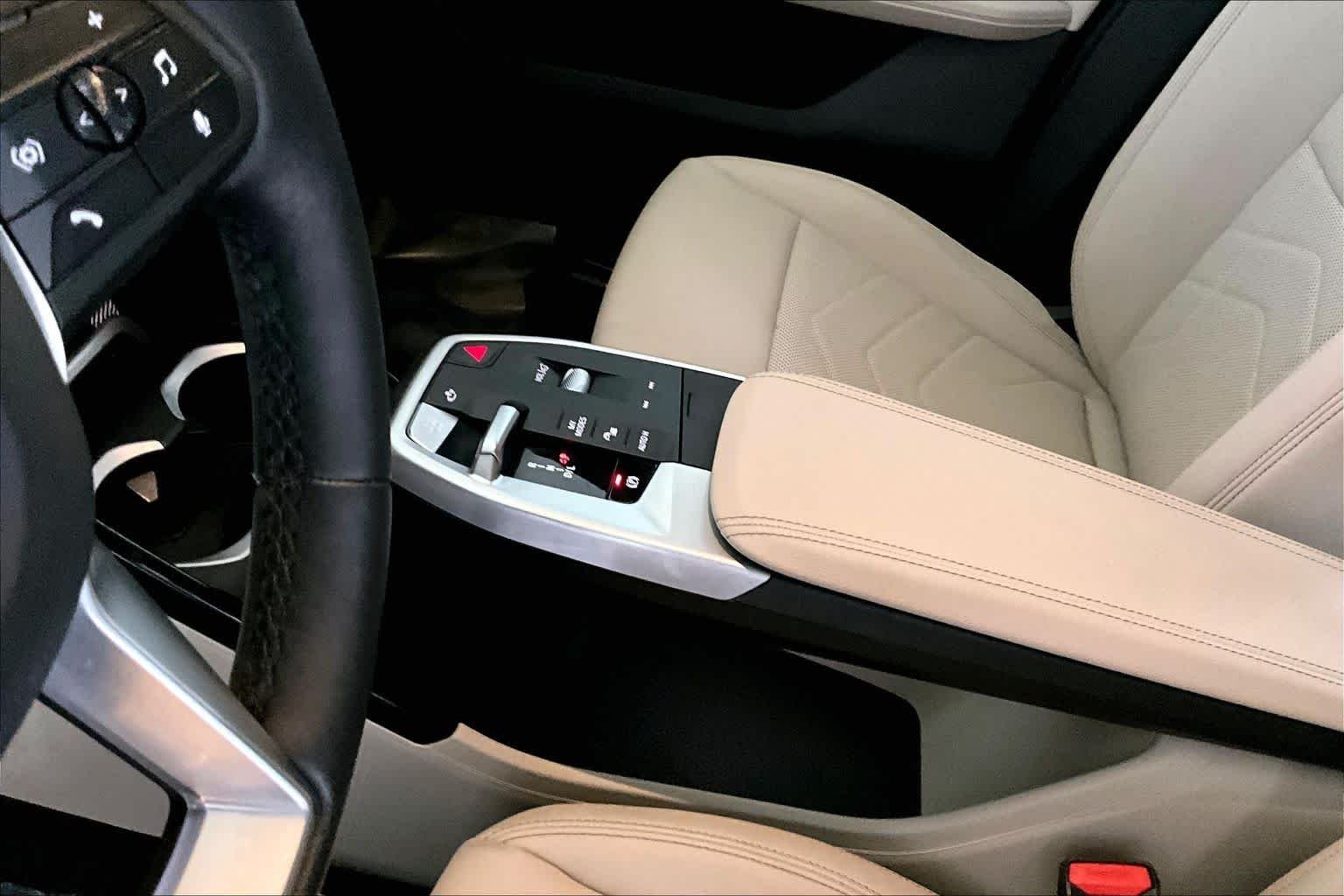 Used 2023 Phytonic Blue Metallic BMW xDrive28i image 17