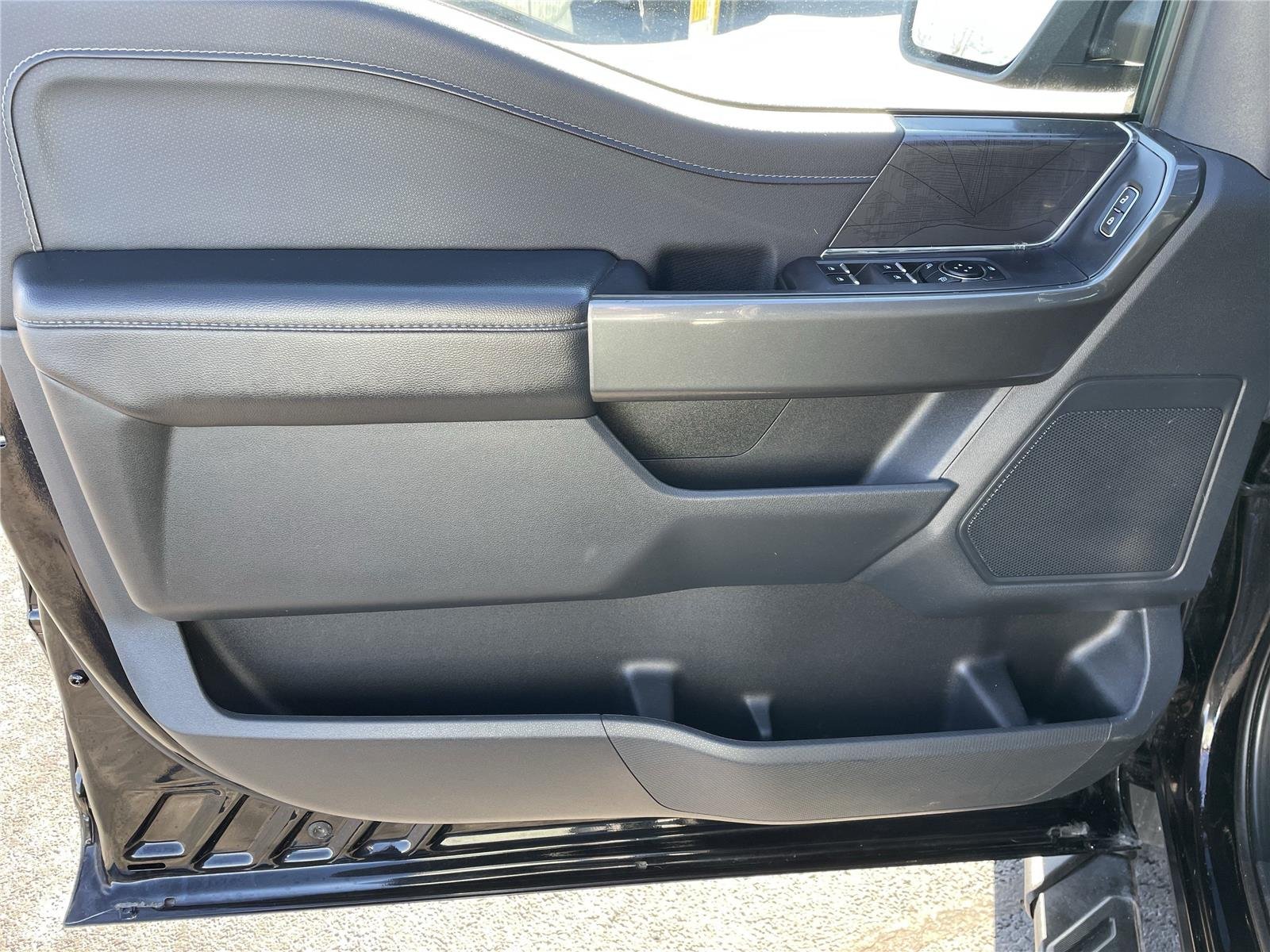 Used 2022 Agate Black Ford XLT image 9