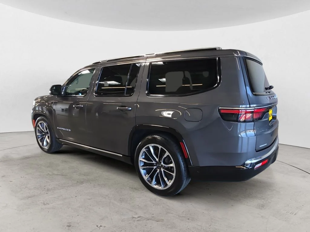 Used 2022 Gray Jeep Series III image 7