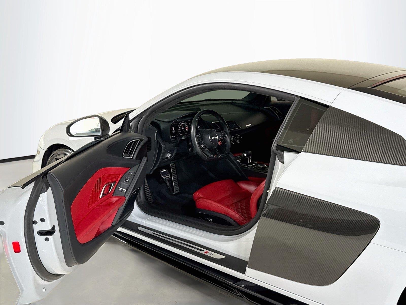 Used 2021 Suzuka Gray Metallic Audi 5.2 V10 | Carbon Ext Pkg | Diamond Stitched Int | Premium Pkg image 12