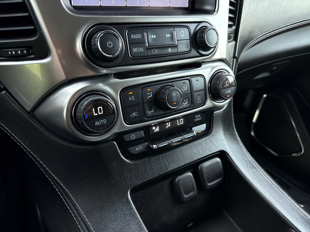 Used 2016 SILVER ICE METALLIC Chevrolet LS image 17