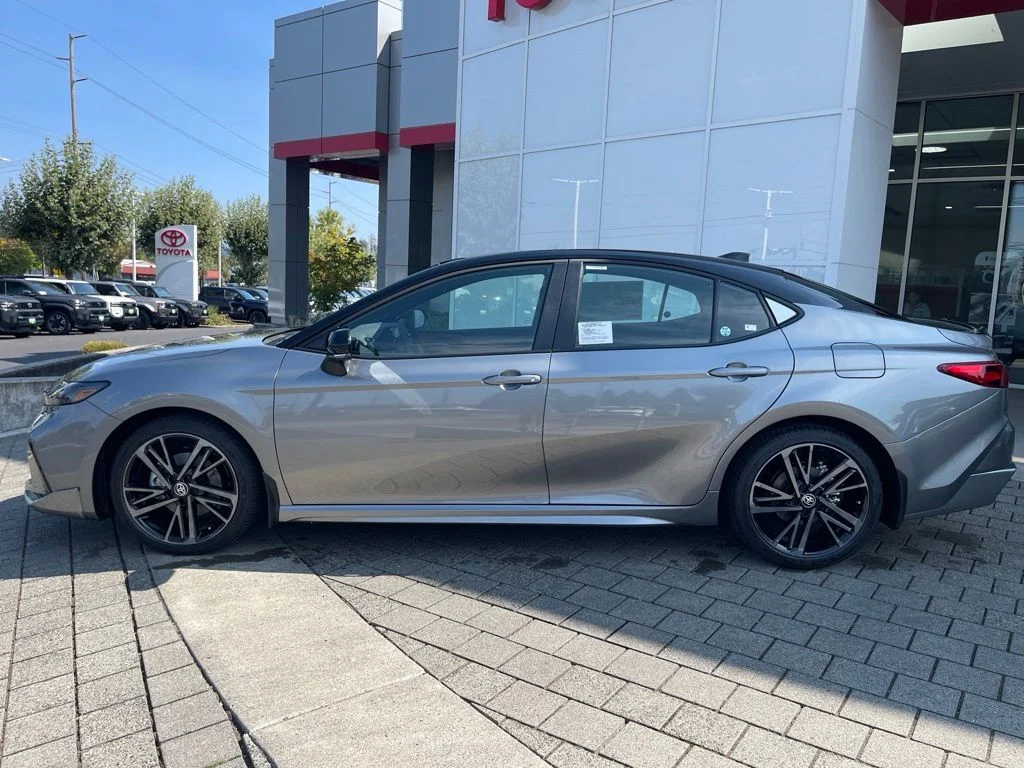 New 2026 Heavy Metal with Midnight Black Metallic roof Toyota XSE image 2