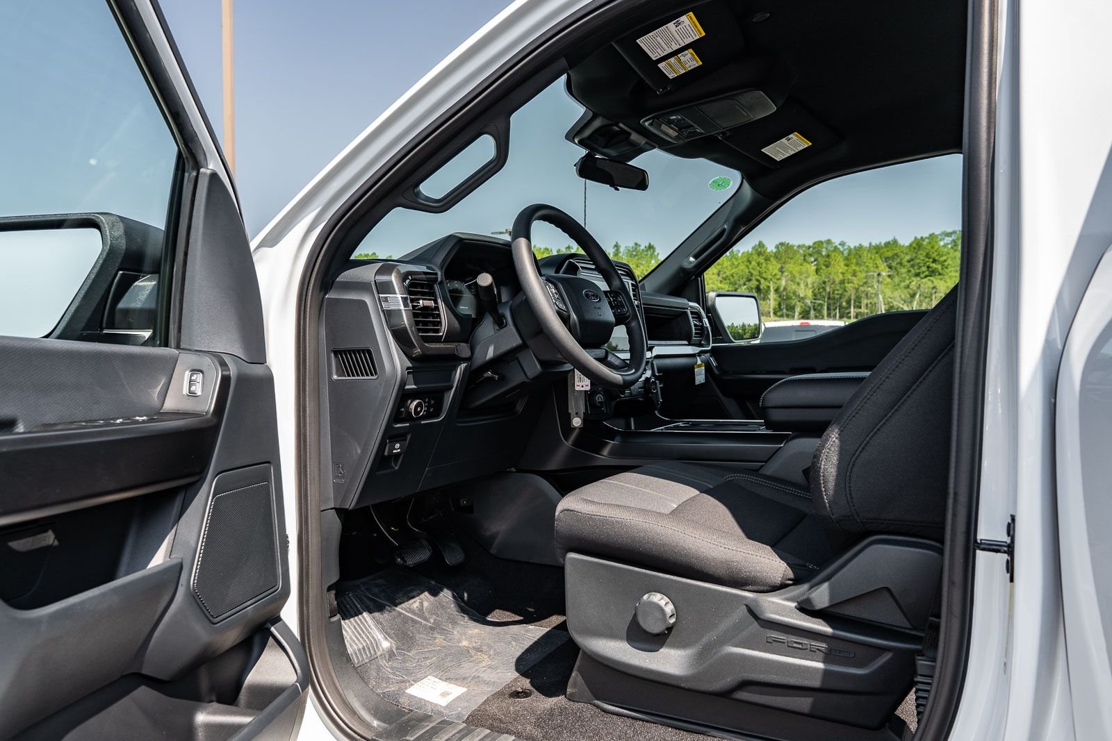 New 2026 Oxford White Ford STX® image 13