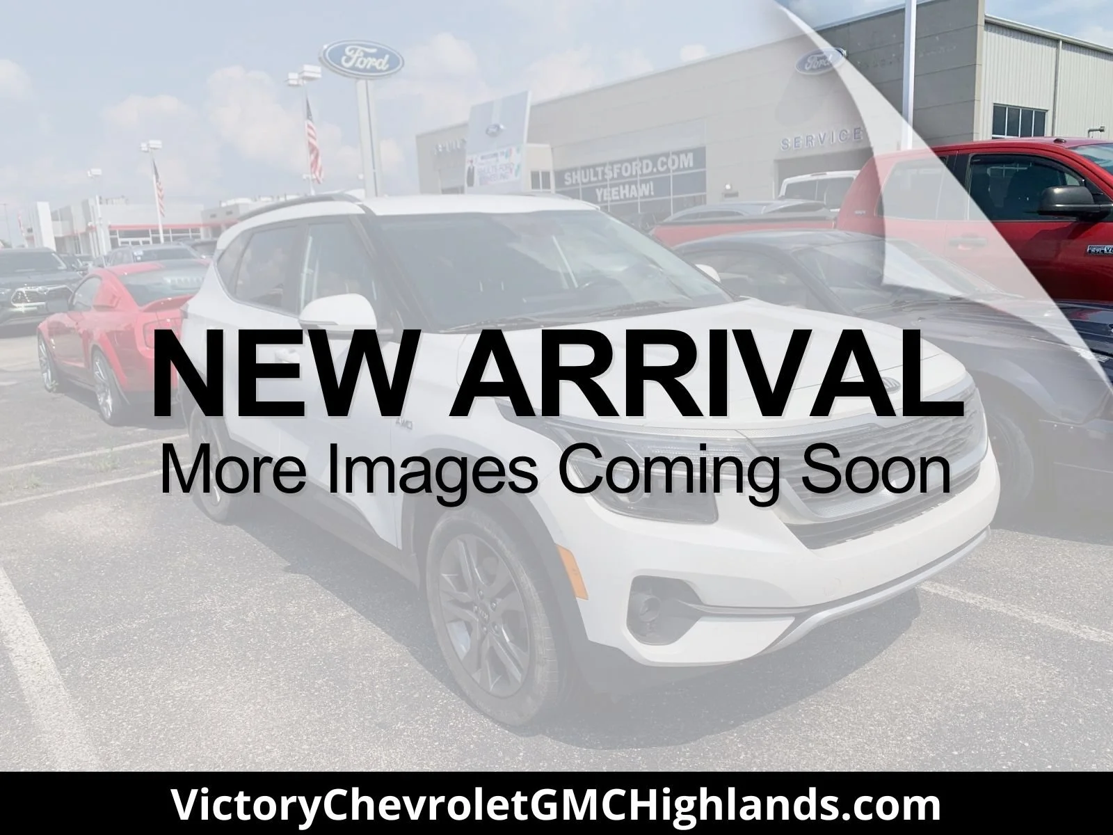 Used 2021 White Kia S image 1