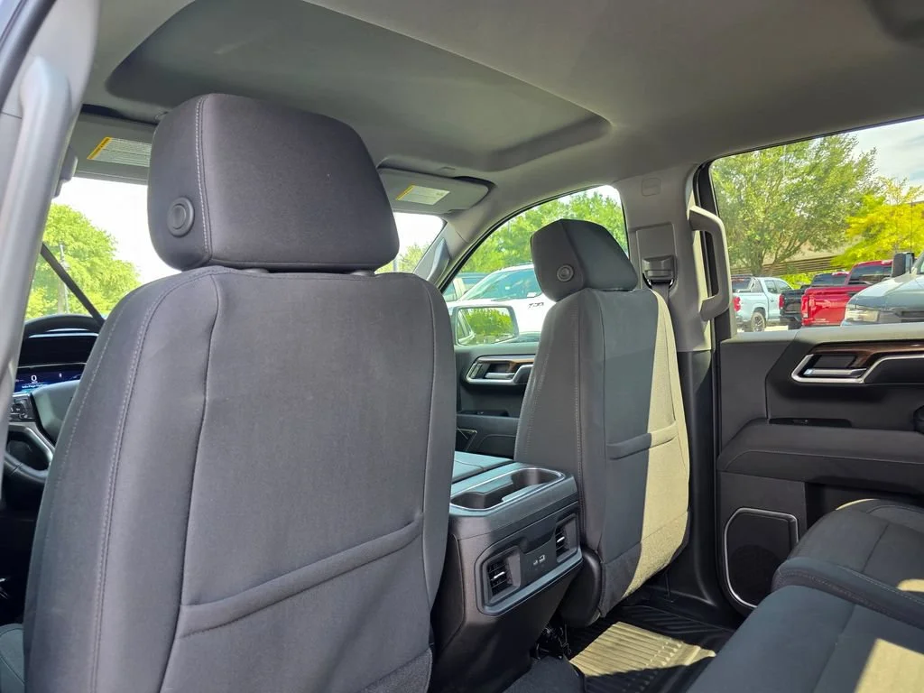 Used 2025 Black Chevrolet LT image 29