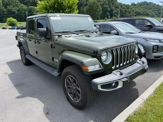 Used 2022 Green Jeep Overland image 11