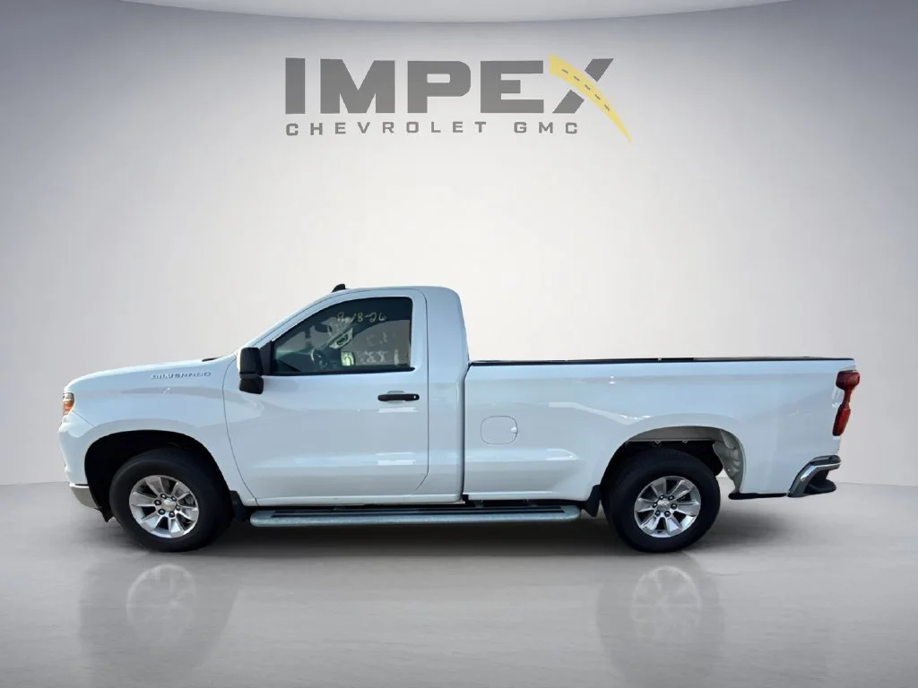 Used 2025 Summit White Chevrolet WT image 2