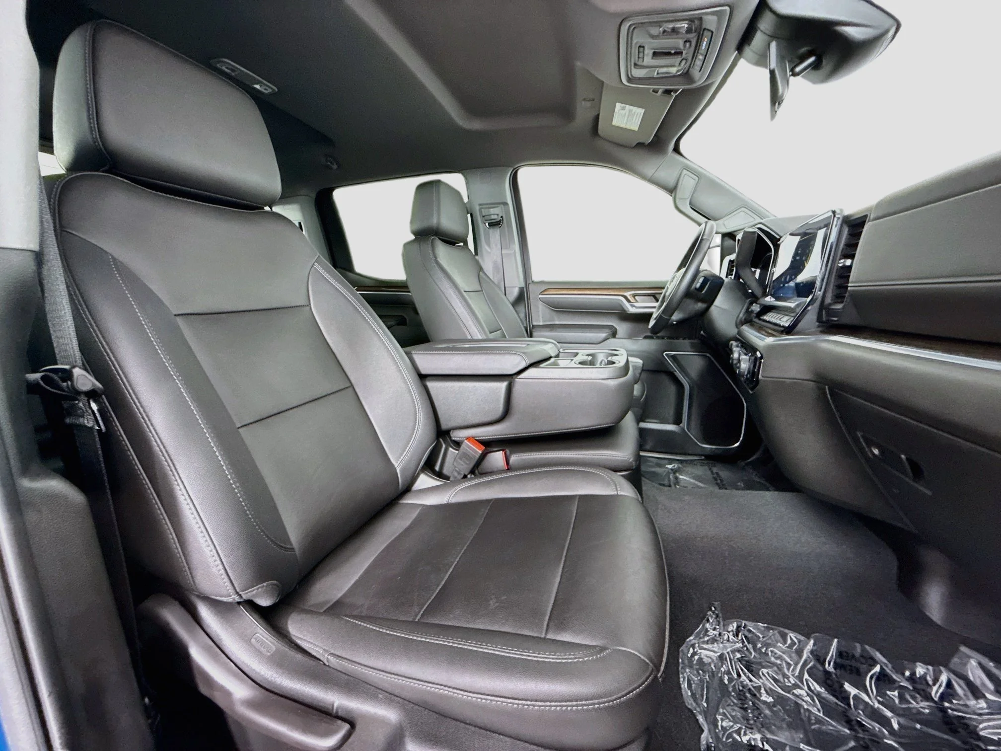Used 2022 Glacier Blue Metallic Chevrolet LT image 30