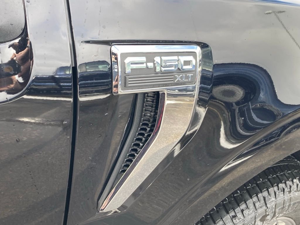 Used 2025 Black Ford XLT image 15
