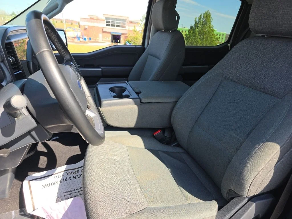 Used 2025 White Ford XLT image 17