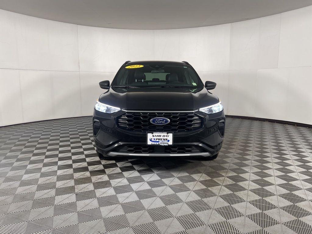 Used 2023 Black Metallic Ford ST-Line image 3
