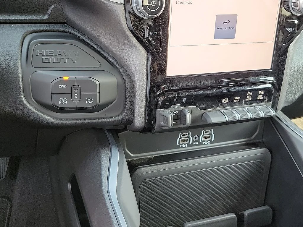 2025 RAM 2500 Big Horn - Photo 17
