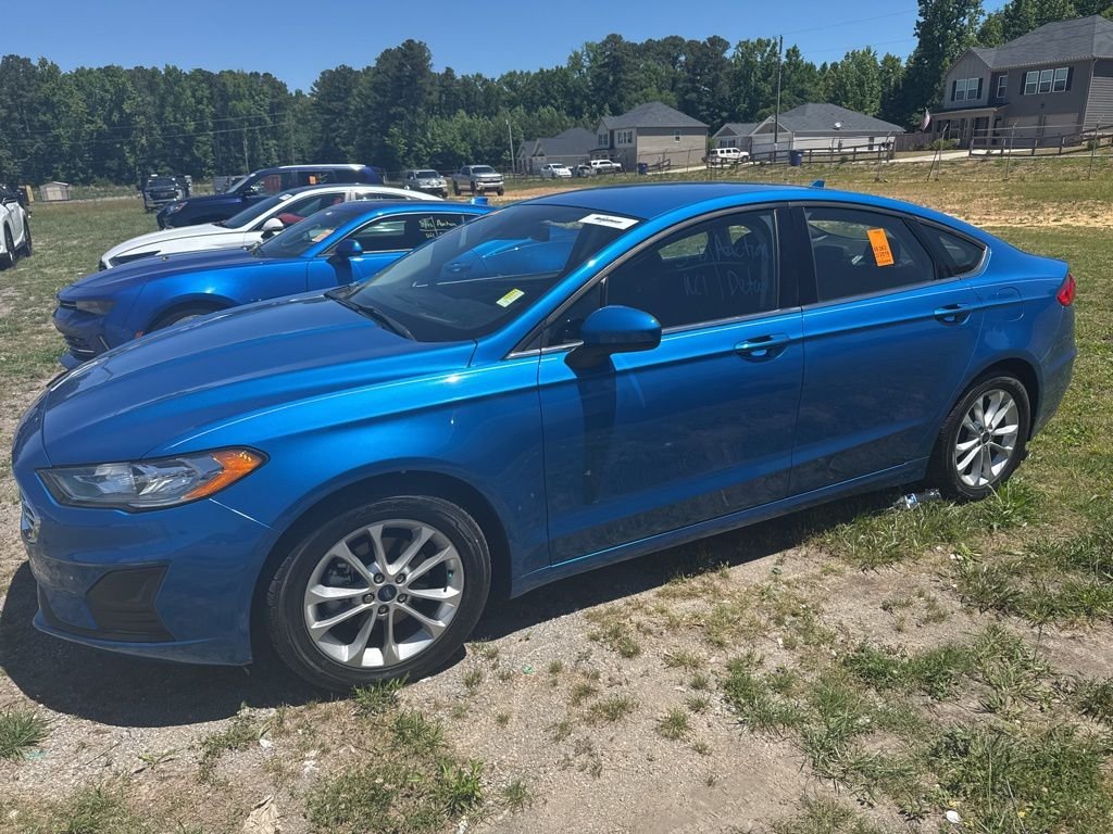 2019 Ford Fusion SE FWD's photo