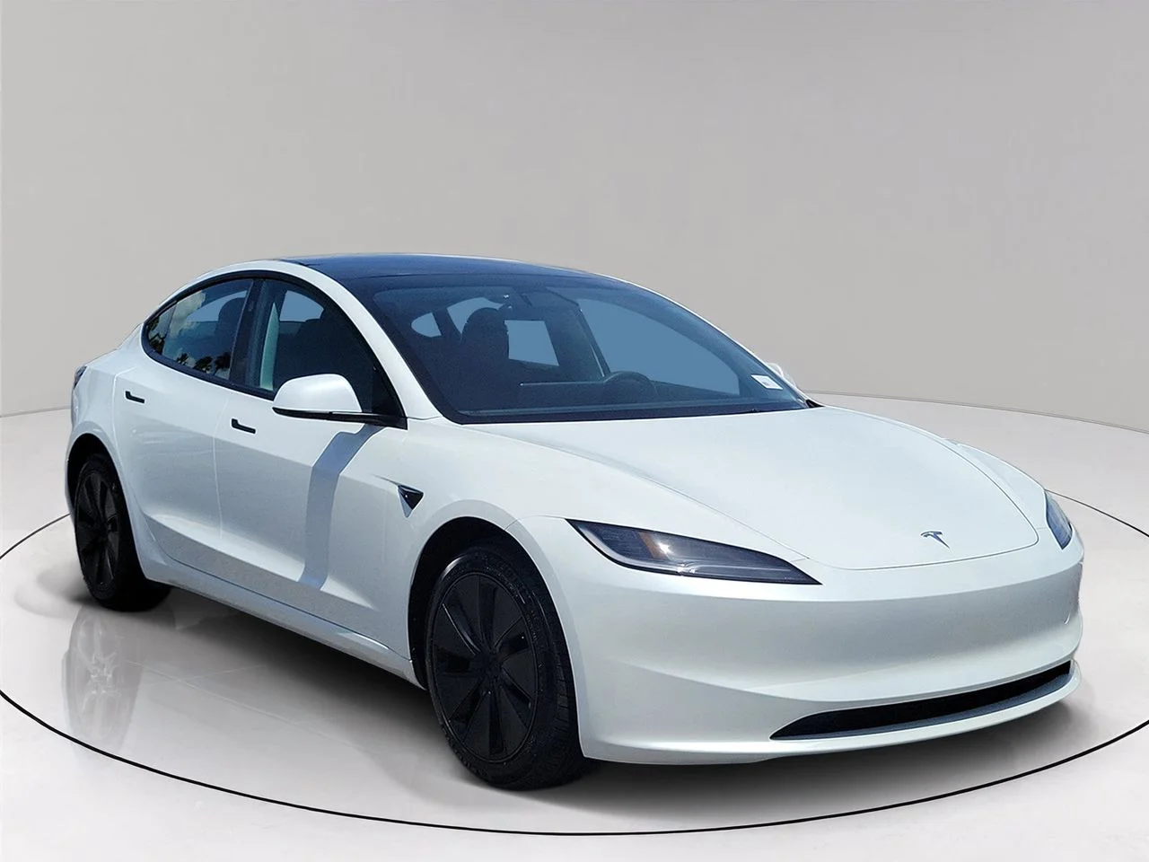 Used 2024 White Tesla Base image 3