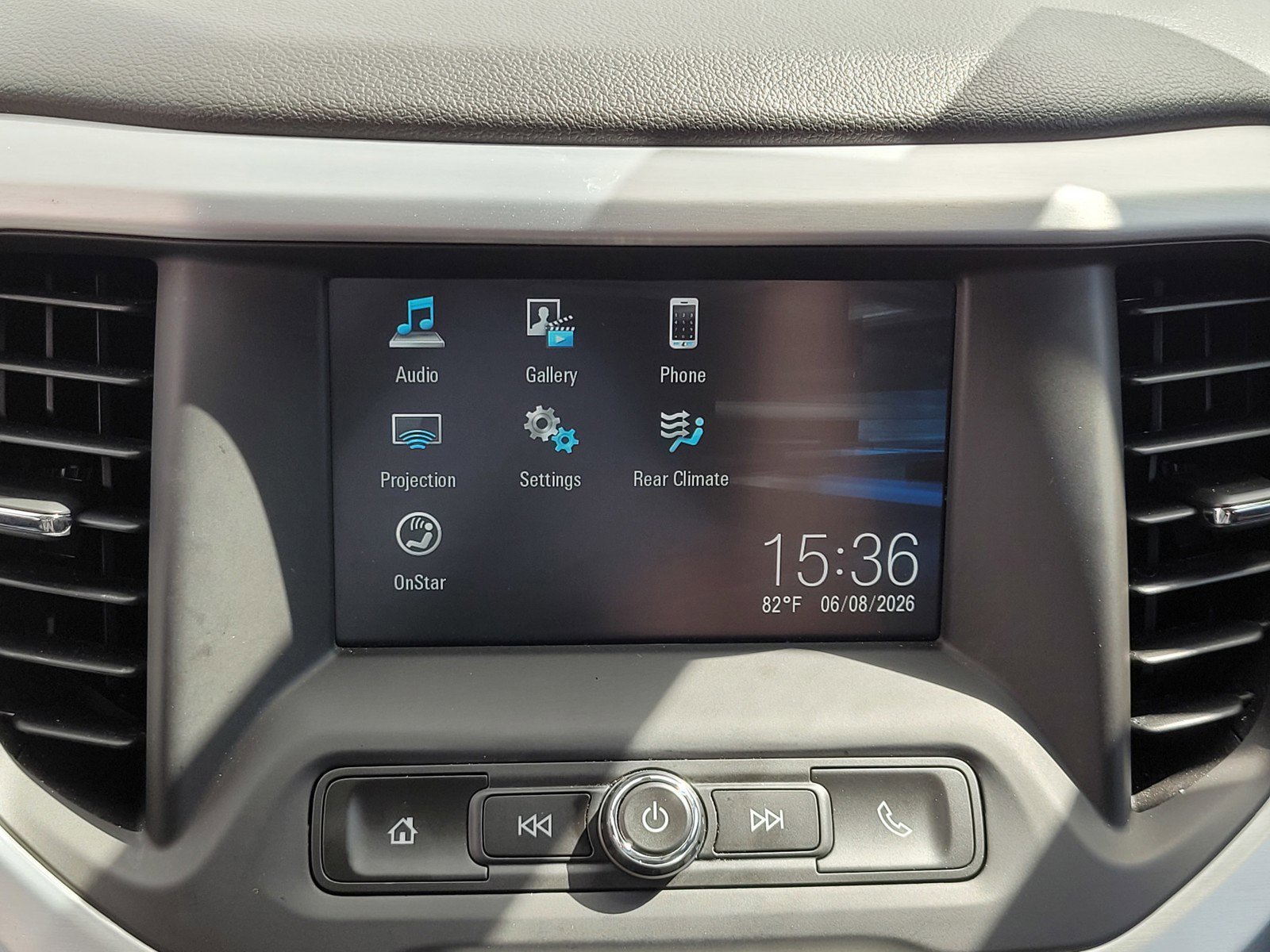 Used 2019 Red Quartz Tintcoat GMC SLE image 18