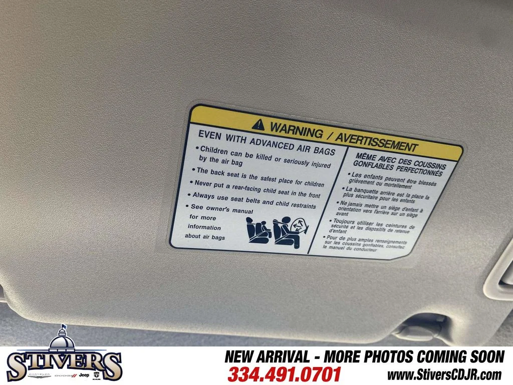 Used 2023 Red Nissan SV image 64