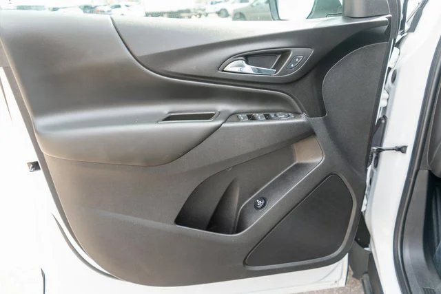Used 2024 White Chevrolet LT image 17