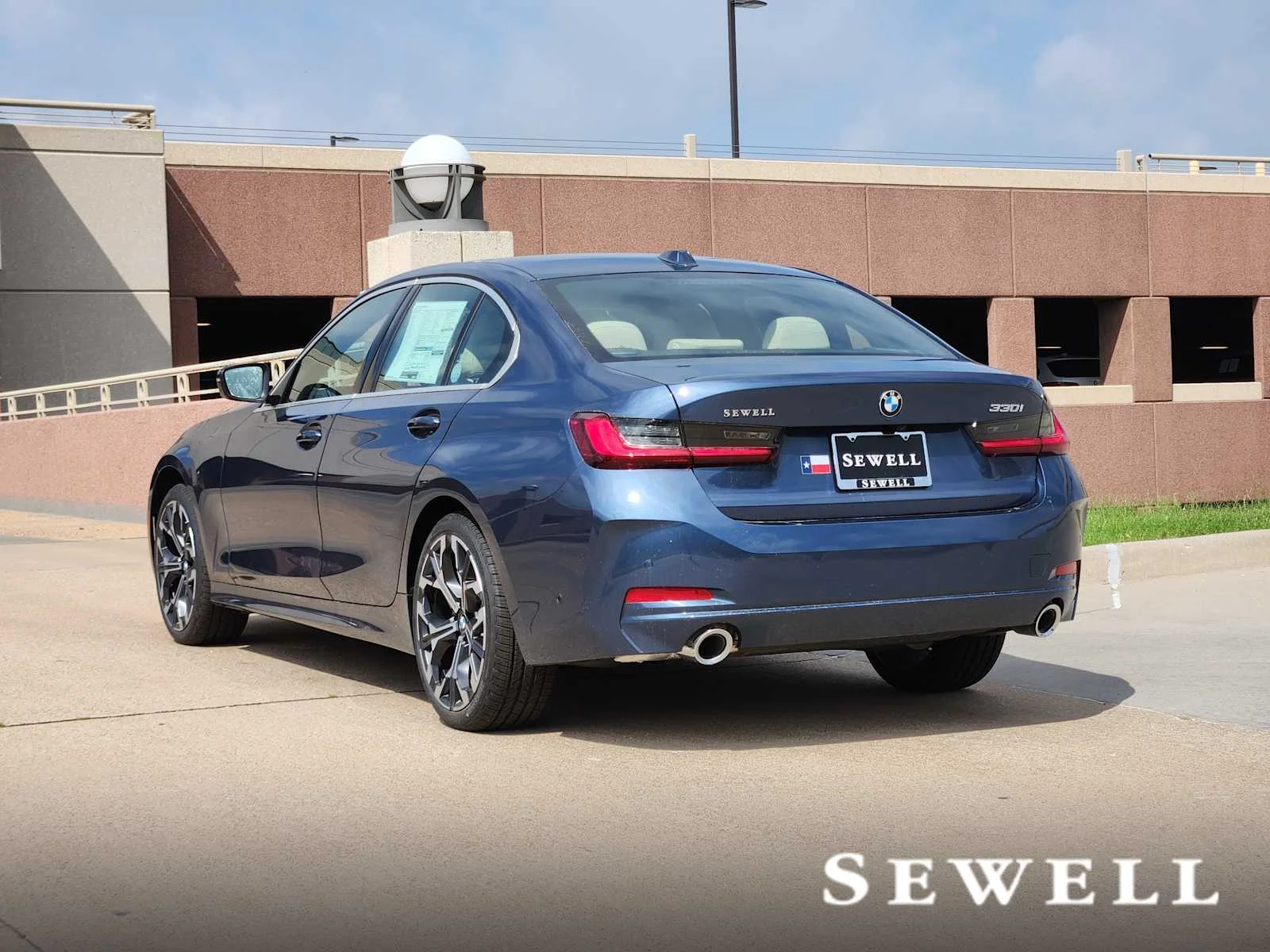 New 2026 Arctic Race Blue metallic BMW 330i NA image 3