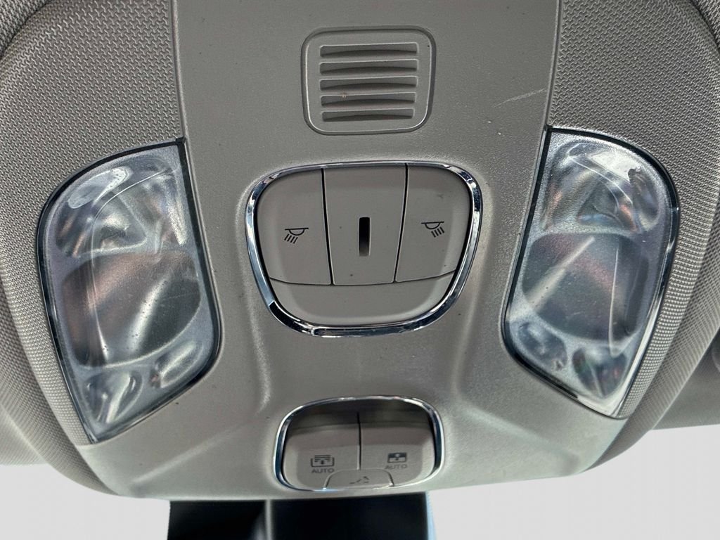 Used 2022 White Jeep Limited image 37