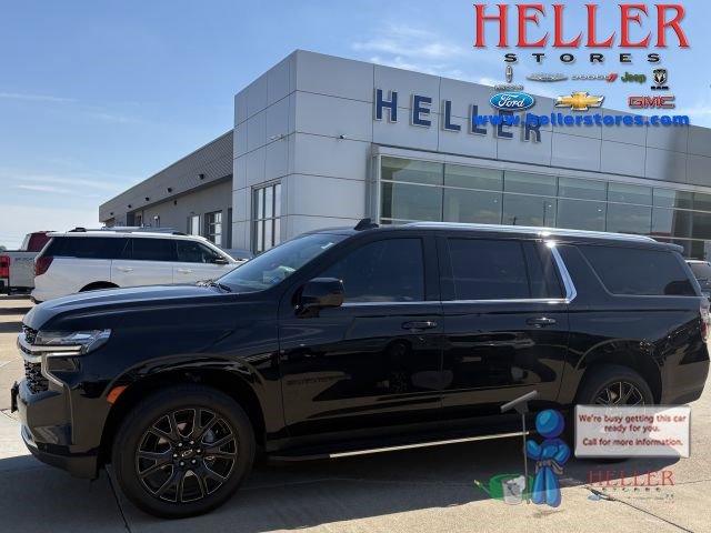 2024 Chevrolet Suburban 4WD 1500 LS's photo