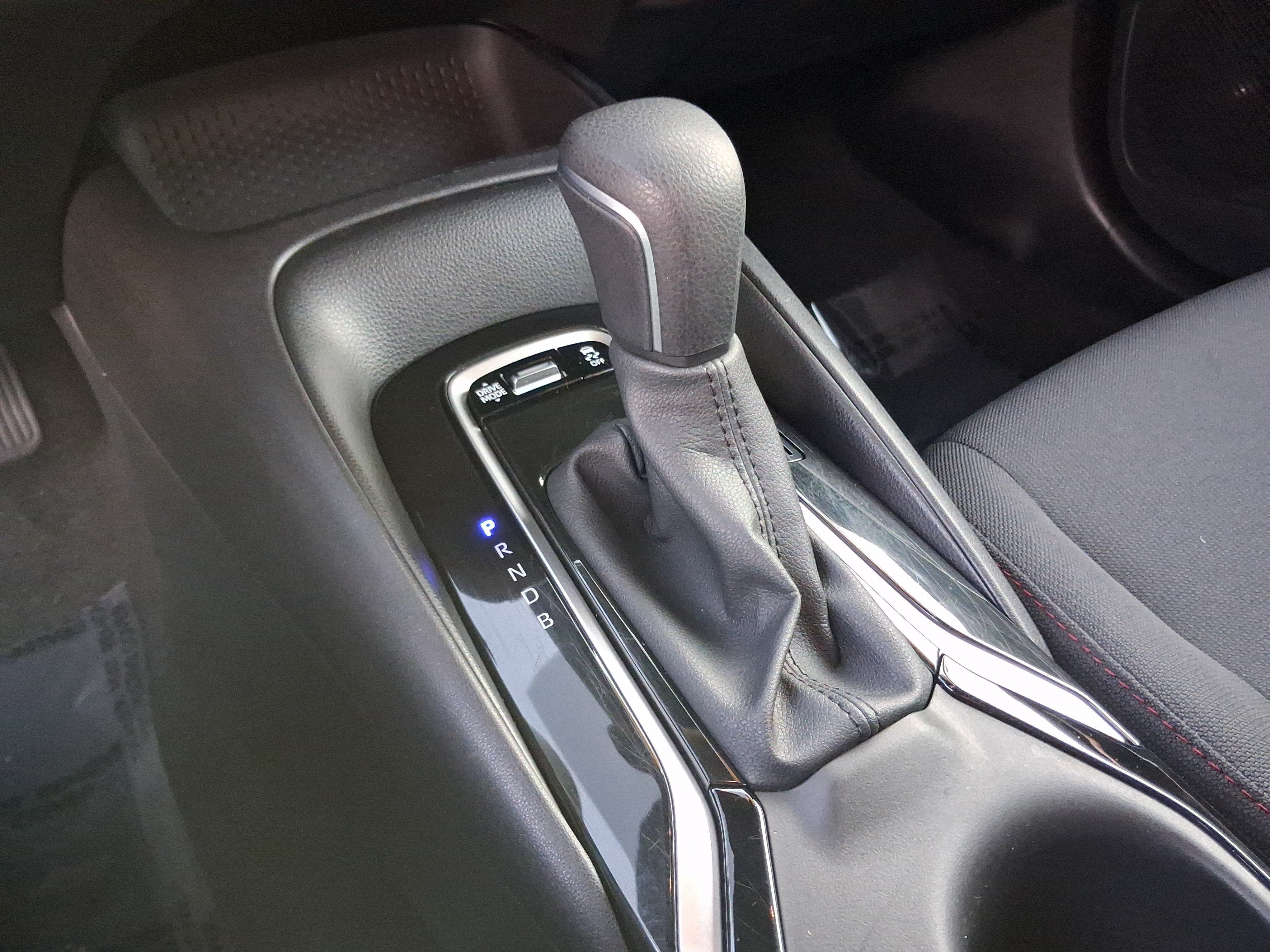 Used 2025 Silver Toyota SE image 21